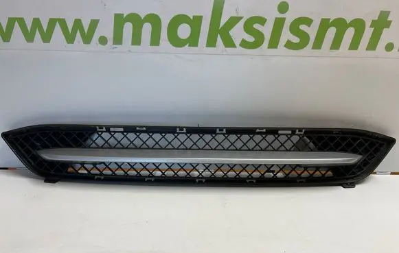 Front bumper lower grill