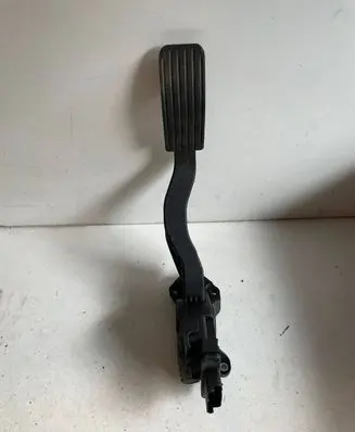 Peugeot 207 Accelerator throttle pedal 9671433780