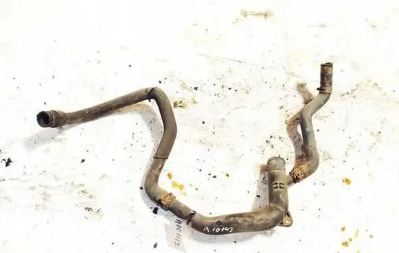 Engine coolant pipe/hose