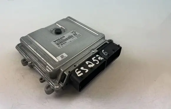 Volvo XC60 Engine control unit/module ECU 31336983 0281018414