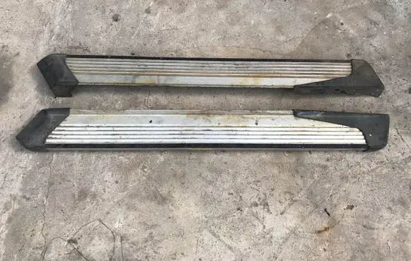 Nissan Patrol Y61 Thresholds for All-terrain vehicles 96115VB000 96114VB000