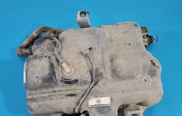Opel Movano B AdBlue liquid reservoir 172A22033R IMPRK1605968