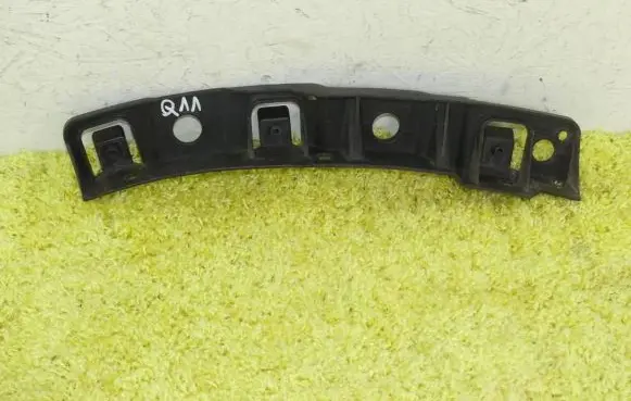 Mazda CX-5 II Front bumper mounting bracket KB8A50163