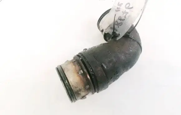 Volkswagen Golf V Intercooler hose/pipe 038131111A