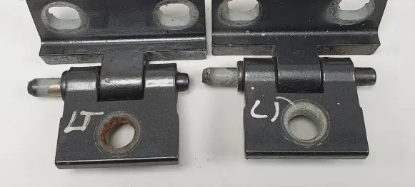 Volvo V70 Rear door hinge set 