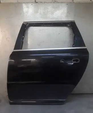 Volvo V70 Rear door 