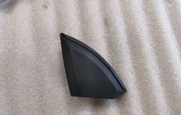 Nissan Leaf II (ZE1) Other front door trim element 802933N00A