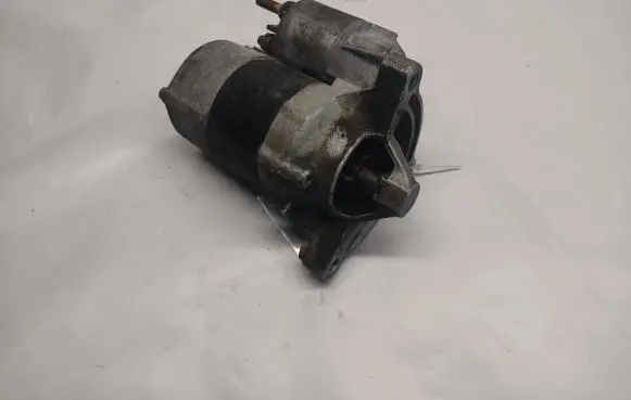 Peugeot 307 Starter motor 253083