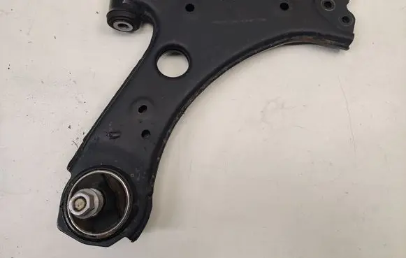 Jeep Compass Front lower control arm/wishbone 68246487AA