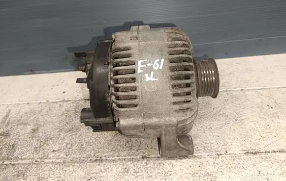 BMW 5 E60 E61 Generator/alternator 2542611B