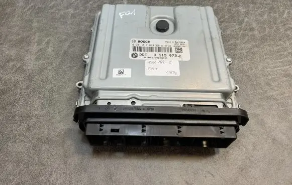 BMW 7 F01 F02 F03 F04 Engine control unit/module 0281017963 8515073