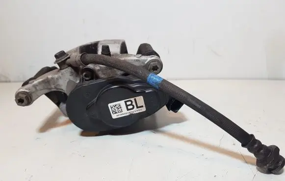 Nissan Qashqai J12 Rear brake caliper 440106RA0B