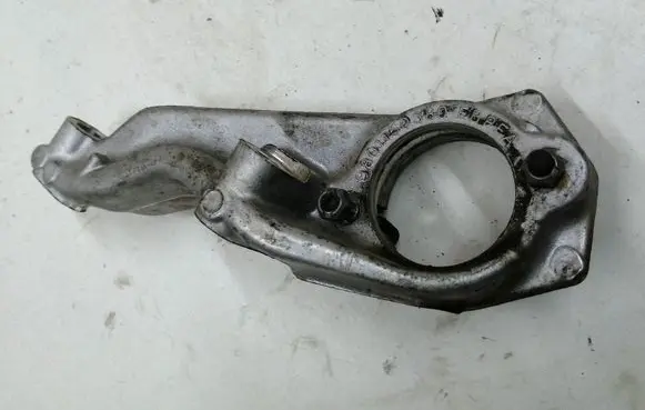 Opel Corsa F Driveshaft support bearing bracket 9801150380