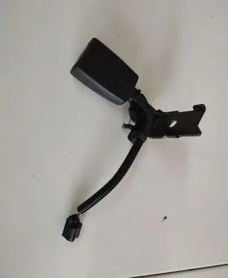 Honda Civic Middle seatbelt buckle (rear)