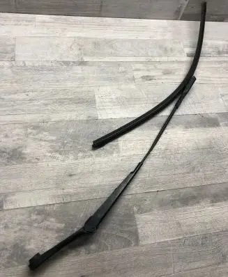 Audi A6 S6 C7 4G Front wiper blade arm 4G1955407C