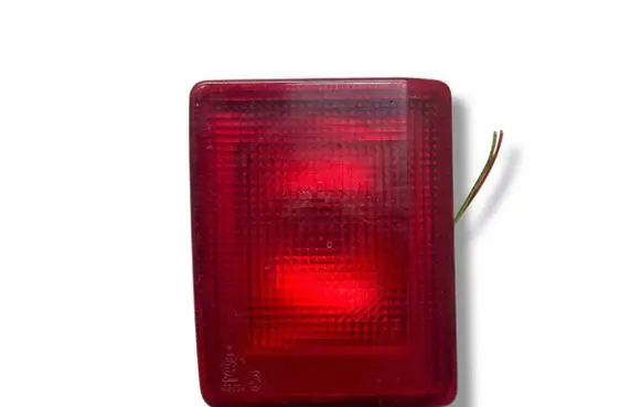 Tailgate rear/tail lights