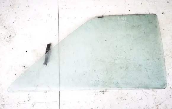 Mazda 323 Rear side window