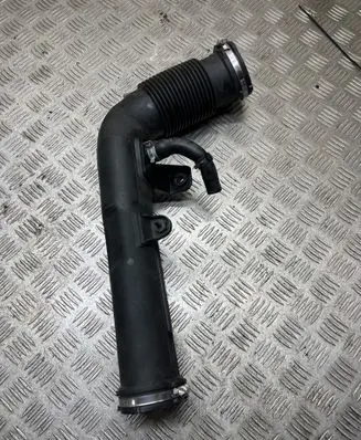 Volvo V40 Intercooler hose/pipe 31338661