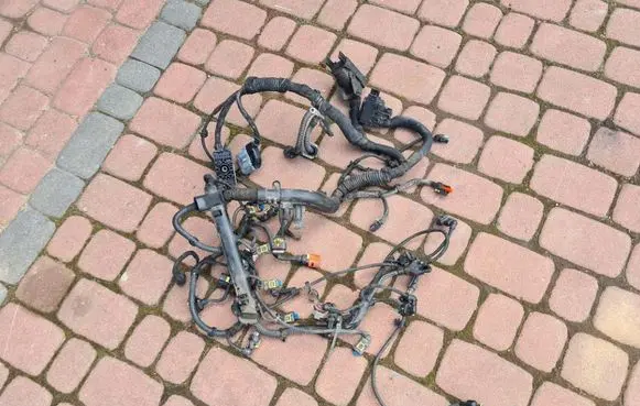 Opel Astra J EUR ISO radio connector 13393686