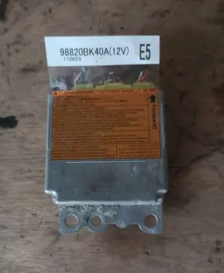 Nissan Qashqai Airbag control unit/module 98820BK40A
