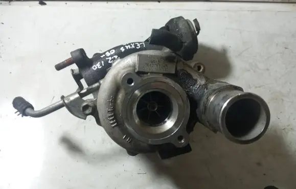 Lexus IS 220D-250-350 Turbo 1720126010 051209164M