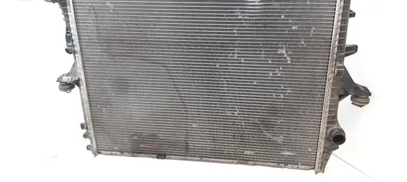 Audi Q7 4L Coolant radiator 7L0121253A