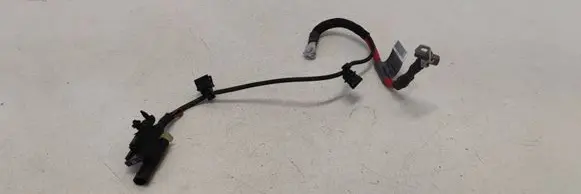 Mercedes-Benz C W204 Positive cable (battery) A2044402232 2044402232