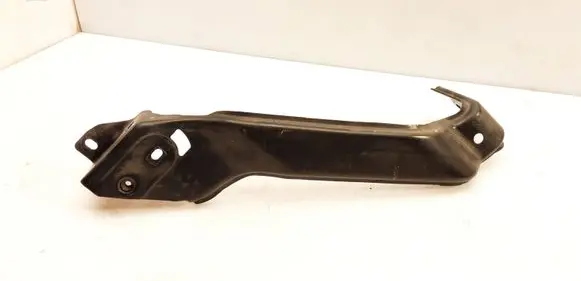 Mercedes-Benz CLS C219 Fender mounting bracket 60A6