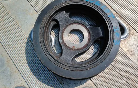 Peugeot 207 Crankshaft pulley 9654961080J