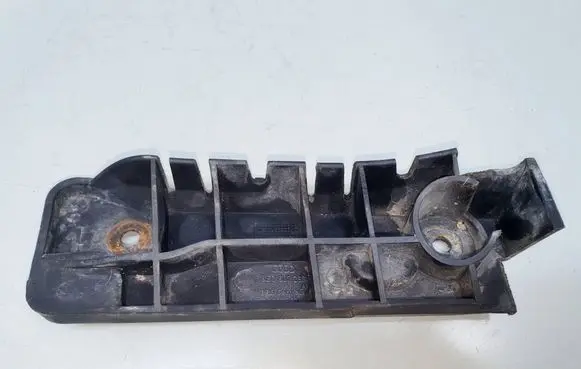 Audi A4 S4 B6 8E 8H Front bumper mounting bracket 8E0807283A 8EO807283A