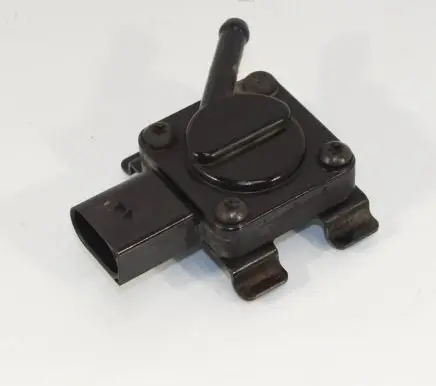 BMW 5 E60 E61 Exhaust gas pressure sensor 7789219 11H02 001111H02