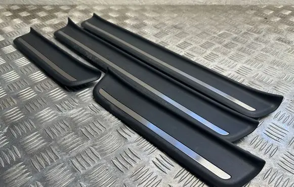 KIA EV6 Front sill trim cover 85887CV500
