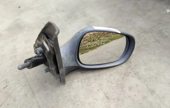Renault Clio II Manual wing mirror E9014040