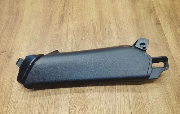 Porsche Macan (95B) (C) pillar trim 95B867288