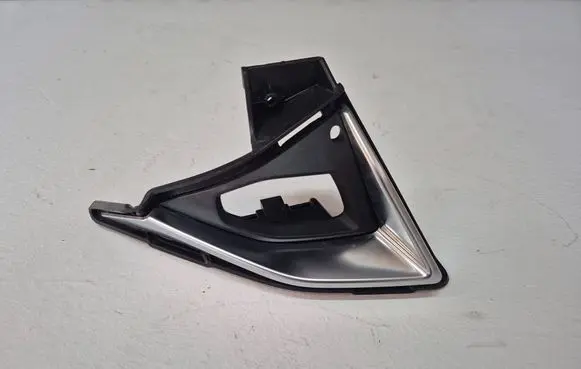 Nissan Qashqai J12 Front fog light trim/grill 622556KAOA