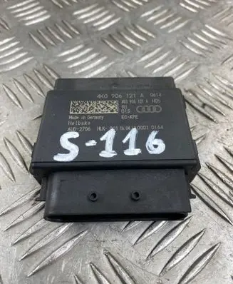 Audi A7 S7 4K8 Fuel injection pump control unit/module 4K0906121A