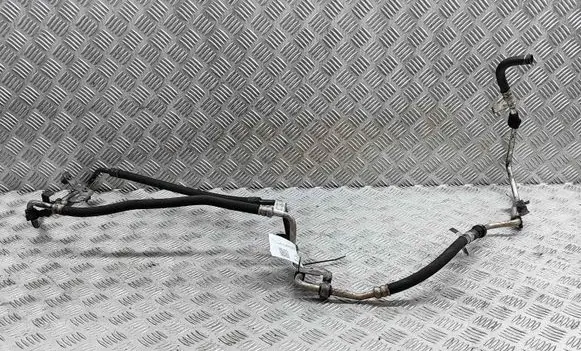 Maserati Levante Engine coolant pipe/hose 670100649