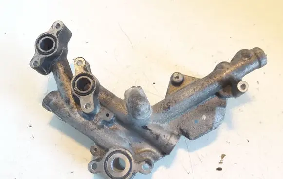 Toyota Avensis T250 Engine coolant pipe/hose