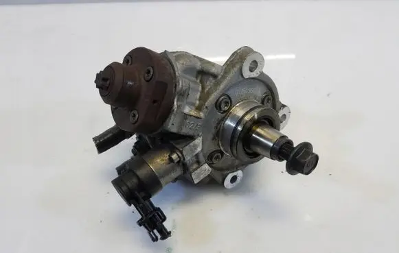 Honda CR-V Fuel injection high pressure pump 0445010575