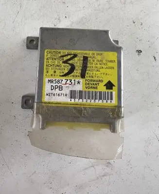Mitsubishi Outlander Airbag control unit/module MR587731 W2T61671A