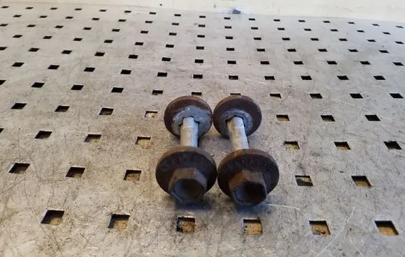 BMW X5 E53 Rear suspension camber bolt 