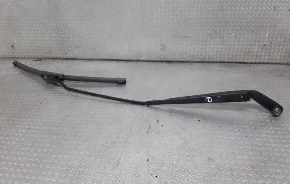 Audi A3 S3 8L Windshield/front glass wiper blade 1J1955410A