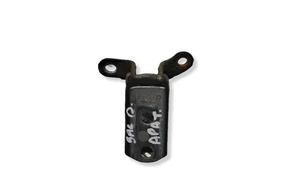 Toyota Prius (XW50) Rear door lower hinge 