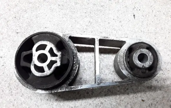 Ford Mondeo Mk III Gearbox mount 1S716P082AF