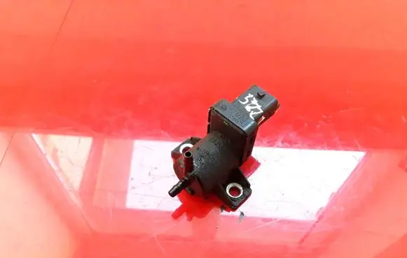 Opel Zafira C Vacuum valve 55566051