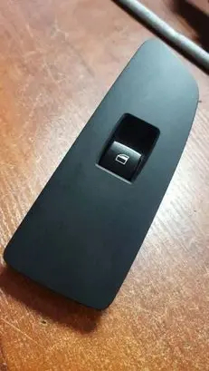 BMW 1 E81 E87 Electric window control switch 6970247