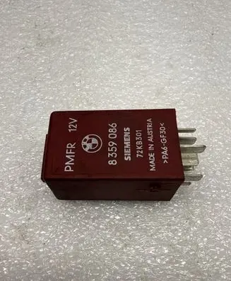 BMW 5 E34 Other relay 8359086 72KB301