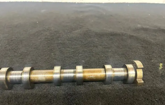 BMW 6 F12 F13 Camshaft 7629526