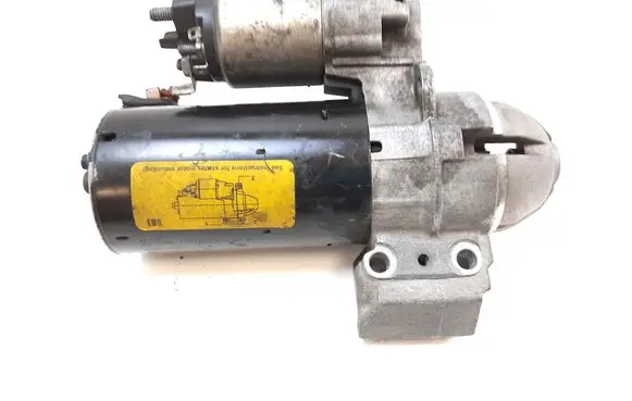 BMW 5 F10 F11 Starter motor 0001115069 7801203