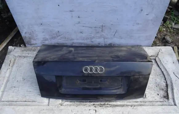 Audi A4 S4 B6 8E 8H Tailgate/trunk/boot lid 8E5827755